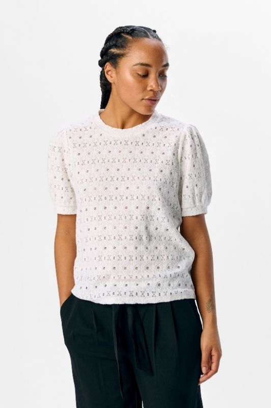 Object Laila hvid s/s top i blonde look I Dresslab