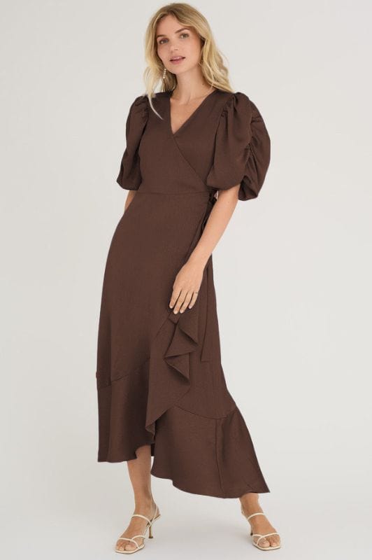 A-View Sinda dress I Slå-om kjole i flot chokoladebrun