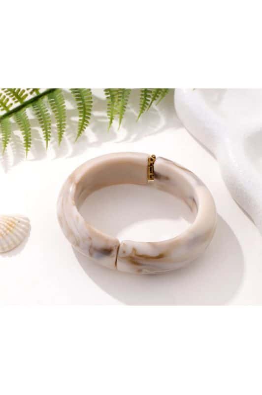Atelier Paris I Statement bangle stone