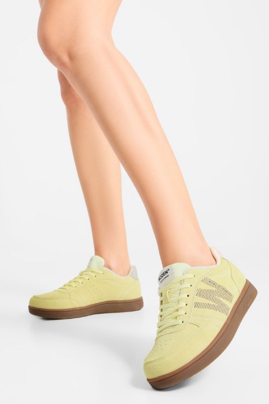 Woden Björk Leather sneakers | Hotte lysegule sneakers i ruskind