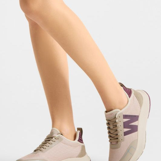 Woden Sabine sneaker | Super cool nyhed i dry rose