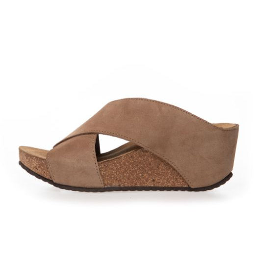 Copenhagen Shoes Frances sandal I Beige ruskind med kilehæl