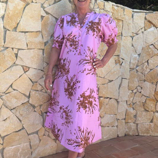 PRE ORDER Gaspar Tunø dress | Cool flower i pink med cognac