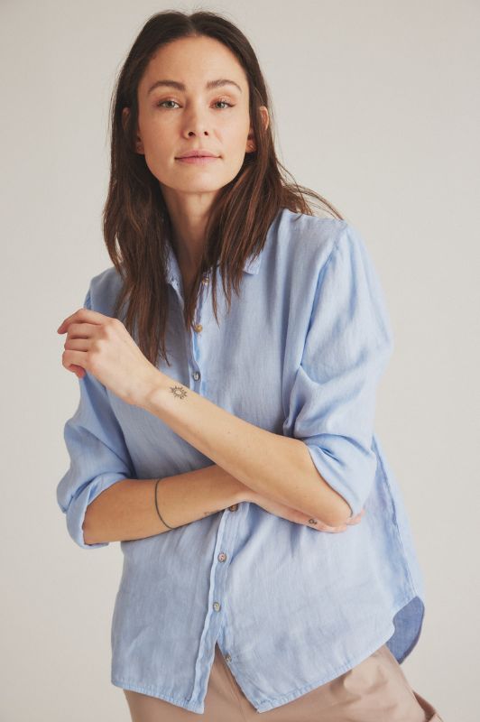 Luxzuz Kitt shirt I Blå gennemknappet hørskjorte
