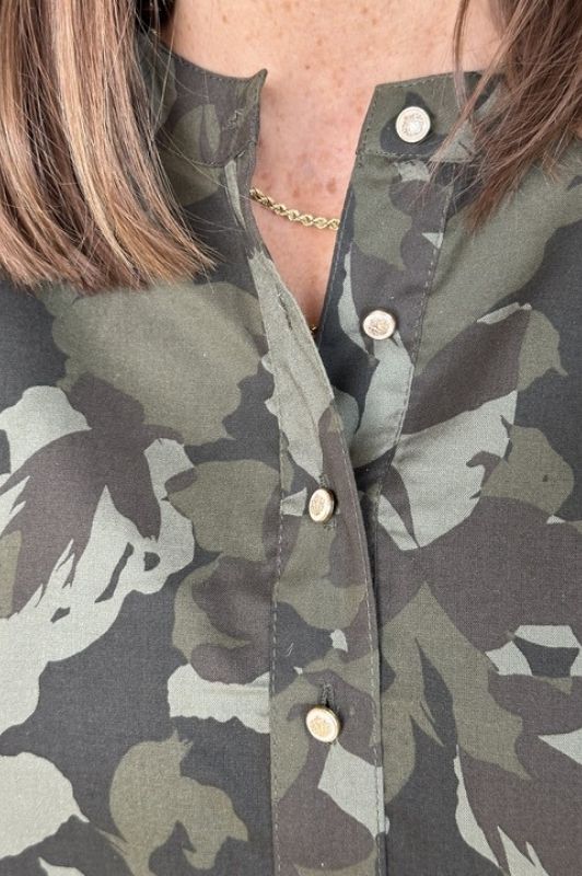 Gaspar Luna camouflage kjole med guldsmed