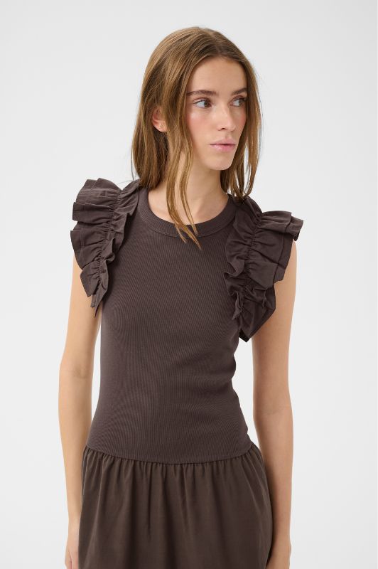 Karen By Simonsen Oda dress I Cool sporty kjole i mørkebrun