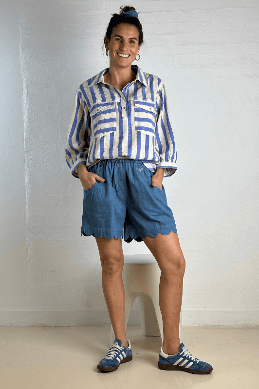 Gaspar Honolulu lyse denimshorts med feminin detalje I Dresslab