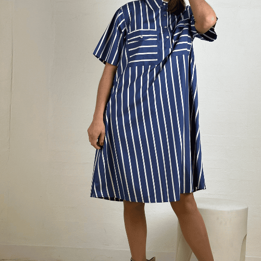 Nice poplin dress | Cool kjole i stribet blå I Dresslab