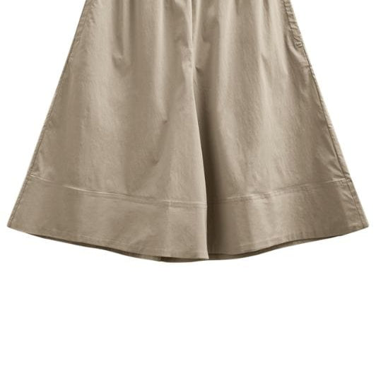 Freequent Jules Bermuda | Knælange shorts med lommer i sand