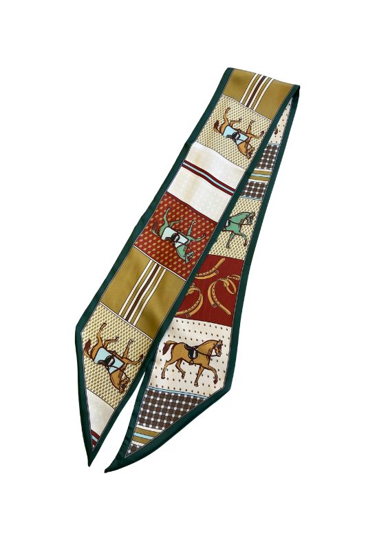 Luxzuz Lungo scarf I Tørklæde med flot grønt print