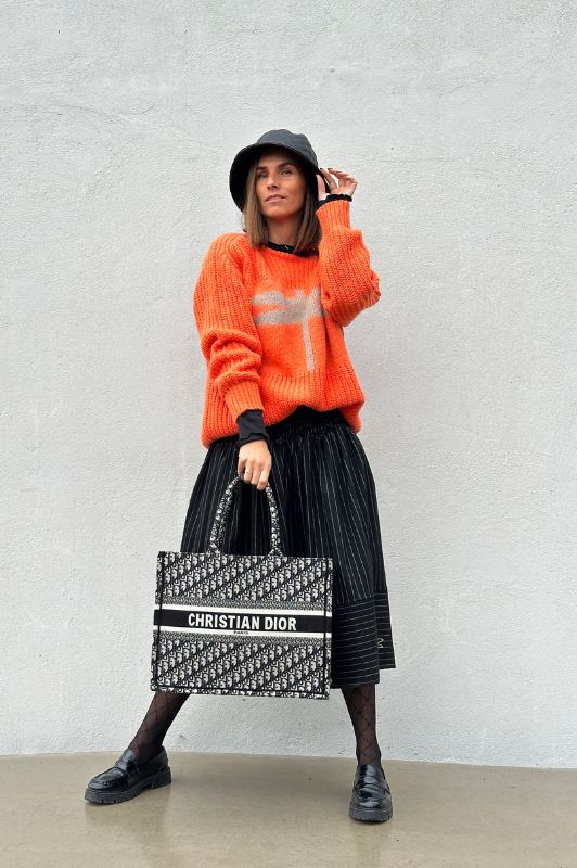 Gaspar Pisa logo pullover I Cool orange strik med guldsmed I Dresslab