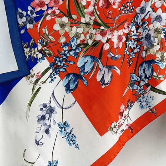 Atelier Paris I Fint blomster tørklæde i stærke farver I Dresslab
