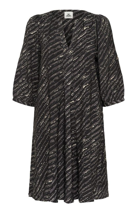 Karen By Simonsen Davina Indie Dress | Smukt print i grå nuancer