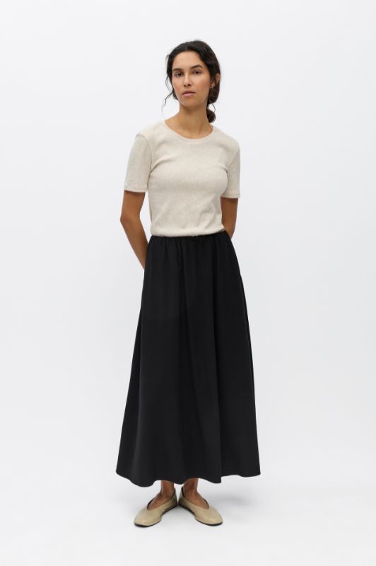 Object Fia midi skirt I Cool klassisk nederdel med lommer i sort