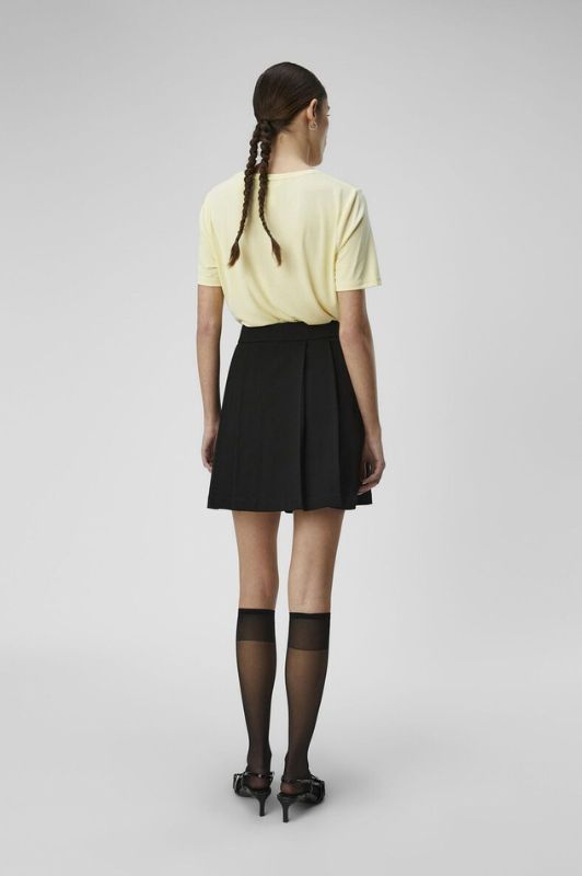 Object Annie t-shirt i gul tencel