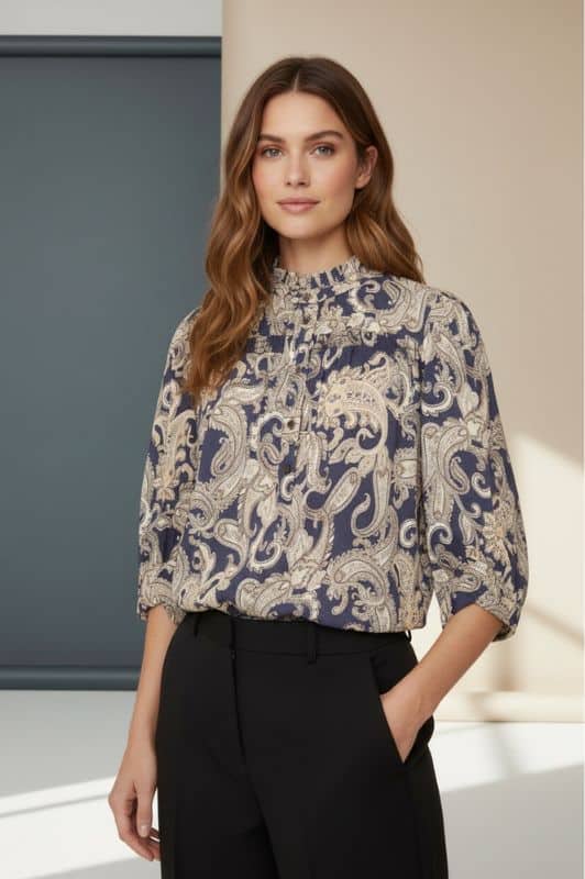 Ofelia Honny top I Bluse i flot smukt paisley print