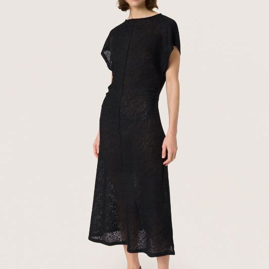 Soaked in Luxury Lupina Dress | Sort blondekjole uden ærmer