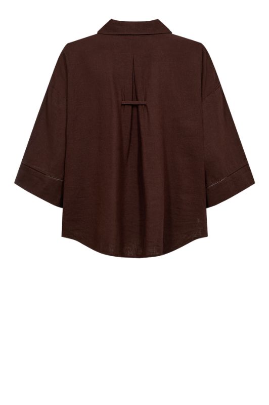 Freequent Laluna shirt | Hørskjorte med v-hals i brun I Dresslab