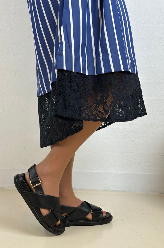 Gaspar Mumbai stripe lace dress | Stribet blå kjole I Dresslab