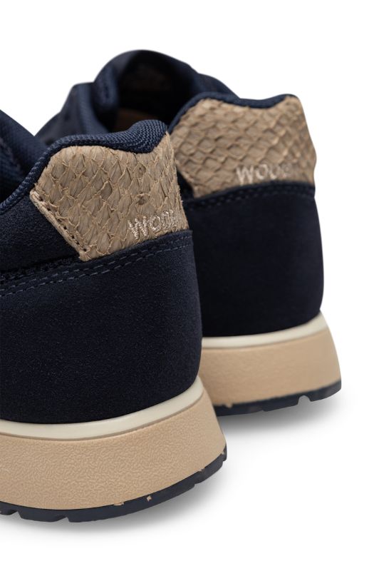 Woden Ydun Icon | Klassisk sneaker i navy I Dresslab