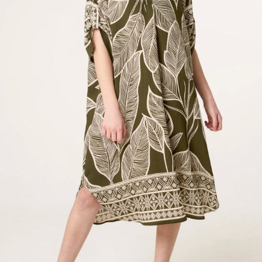 Studio West dress I A-shape sommerkjole med bladprint i khaki