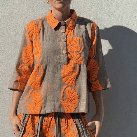 Gaspar Porto jaquard I Cool bluse i sand orange I Dresslab
