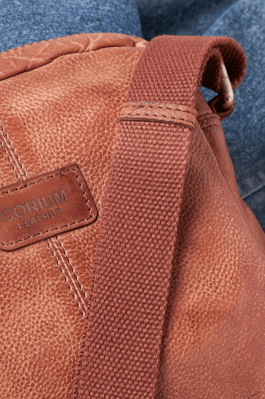 Corium Crossbody Taske | Vasket skind cognac