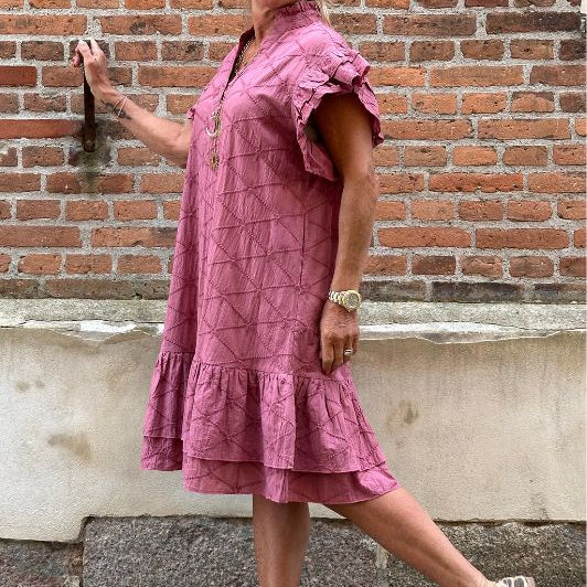 Gaspar Jada dress | Flot broderie anglaise i rose pepper