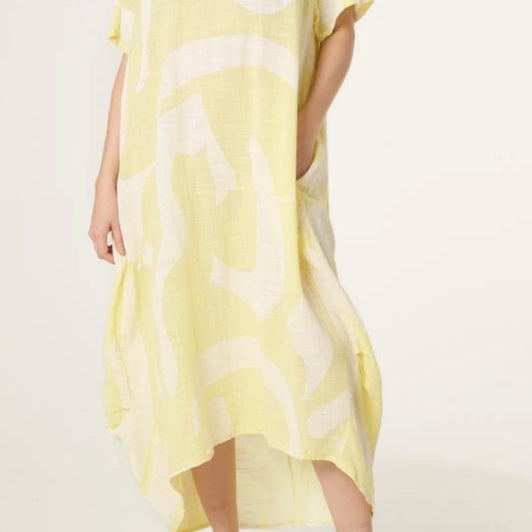 Studio West dress I Cocoon sommerkjole med lysegult print