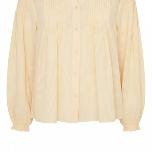 Ofelia Kelly gul I Forårsbluse med fine læg i pale yellow