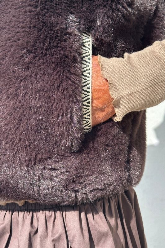Gaspar Duffy exclusive vest I Cool teddy vest i chokoladebrun