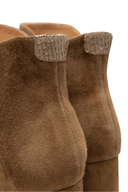 Woden Saga Block | Ruskindsstøvle i khaki med blokhæl