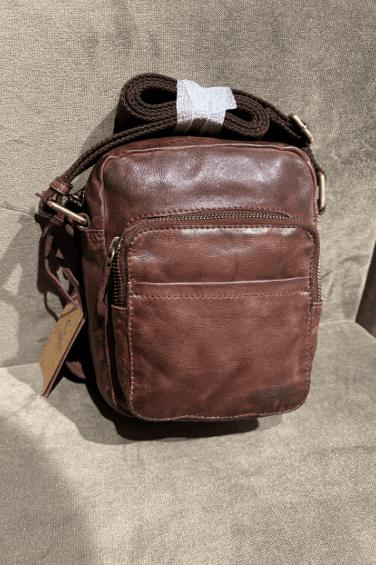 Corium Crossbody Taske | Vasket skind mørk brun