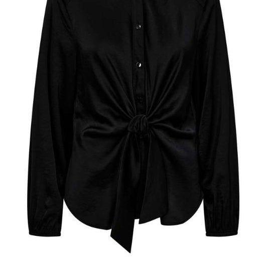Freequent Dove bluse I Sort skjortebluse i satinlook