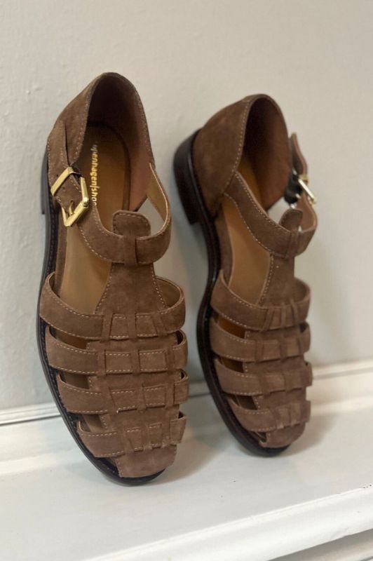 Copenhagen Shoes Daisy brun I Sandal i ruskind I Dresslab