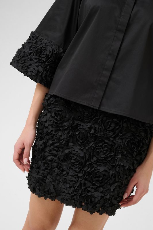 Karen by Simonsen Cleo Shirt | Skjorte i sort med tyl krave