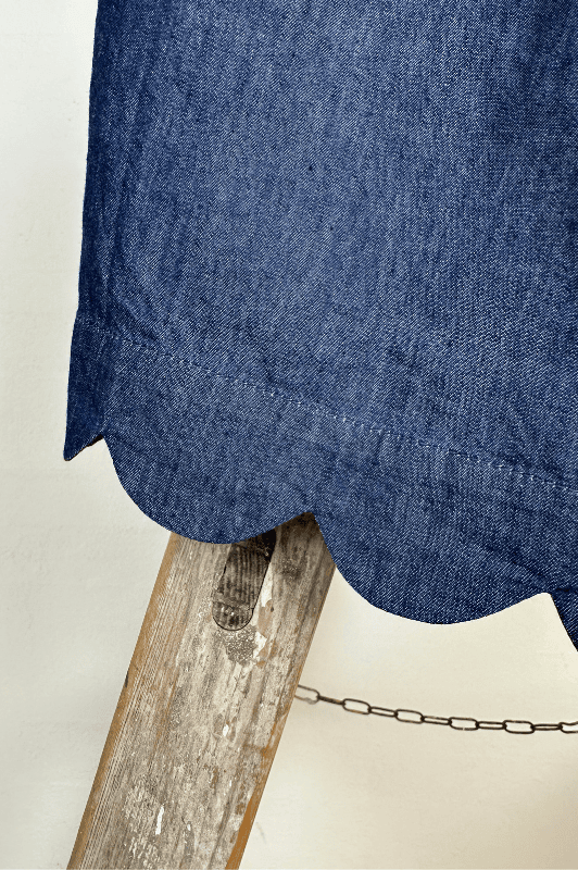 Gaspar Honolulu mørke denimshorts med feminin detalje I Dresslab