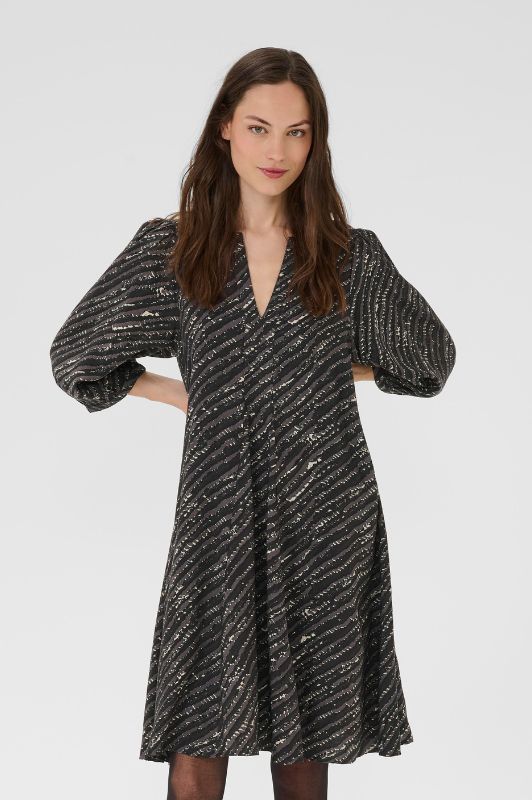 Karen By Simonsen Davina Indie Dress | Smukt print i grå nuancer