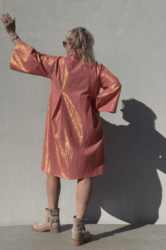 Gaspar Bombay dress | Festkjole i pink guldlook I Dresslab