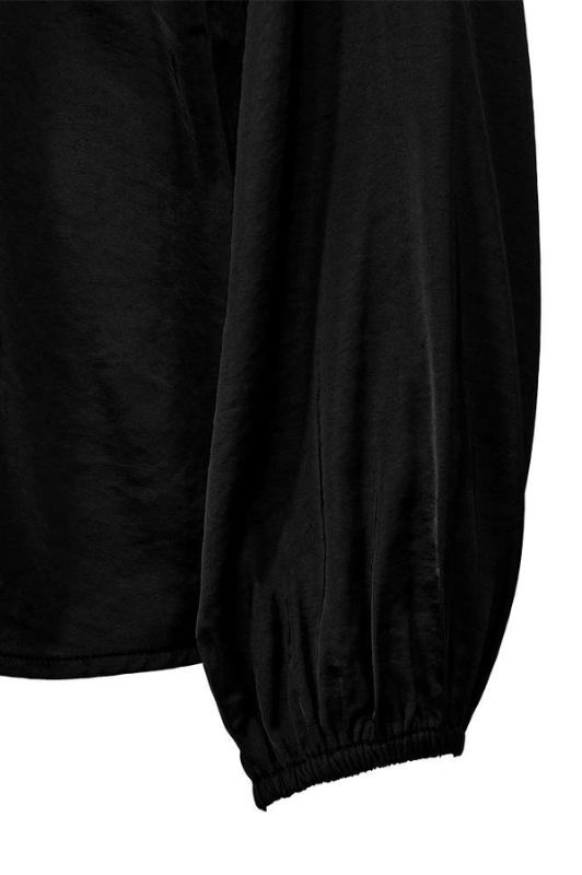 Freequent Dove bluse I Sort skjortebluse i satinlook
