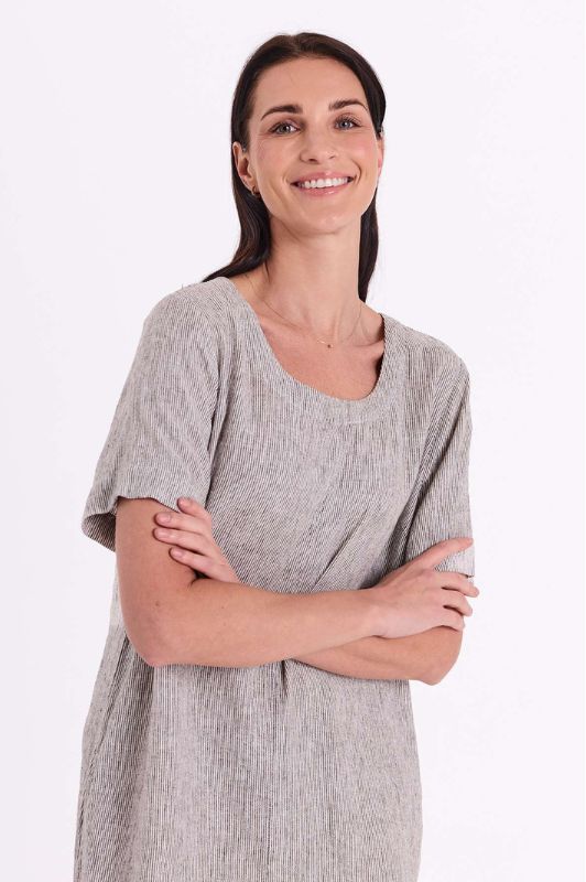 Freequent Lava dress | Stribet hørkjole i brun I Dresslab