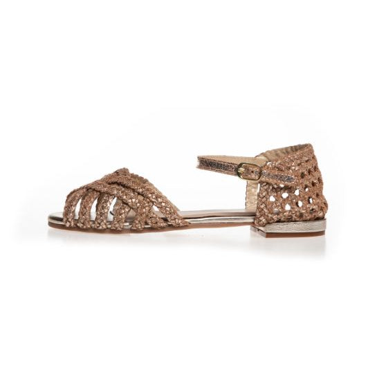 Copenhagen Shoes Endless Love | Håndflettet sandal i guldfarvet skind