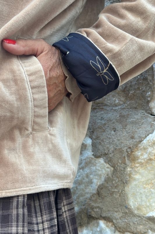 PRE ORDER Gaspar Utah logo jakke i sand