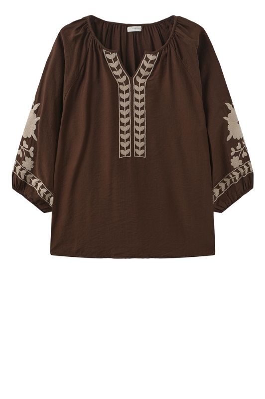 Luxzuz Vina boheme bluse i chokoladebrun med broderi I Dresslab