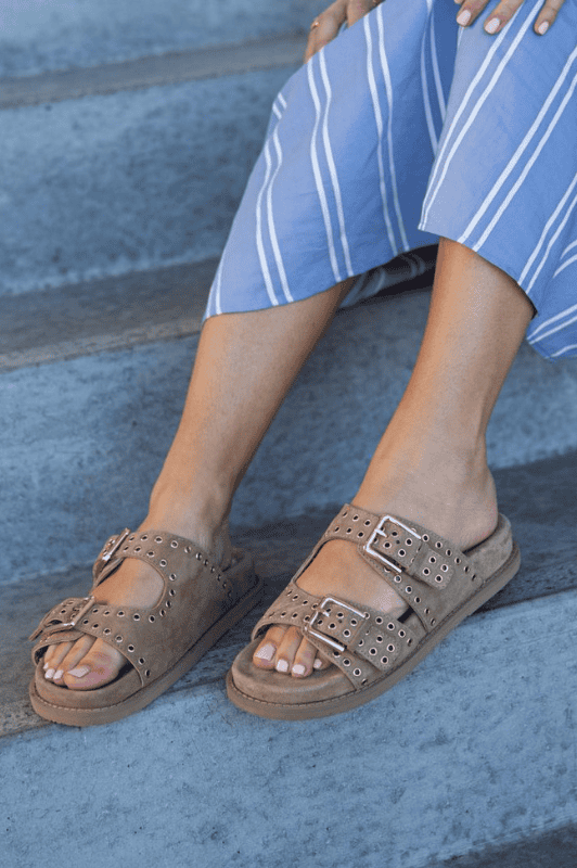 Copenhagen Shoes As Summer I Sand sandal med nitter