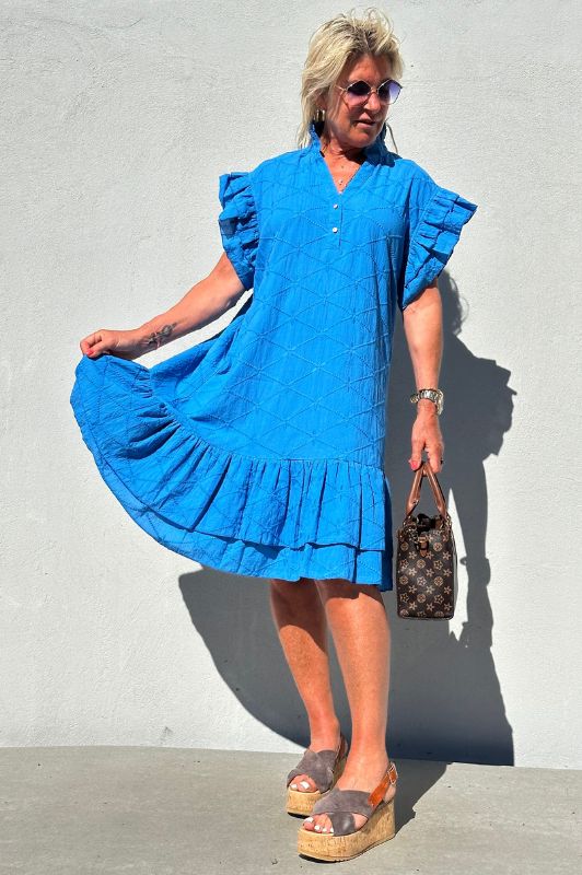 PRE ORDER Gaspar Jada dress | Flot broderie anglaise i blå I Dresslab