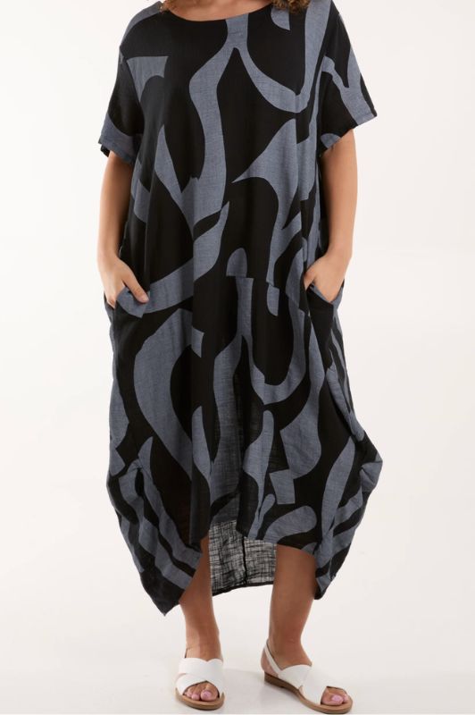 Studio West dress I Cocoon sort sommerkjole med print
