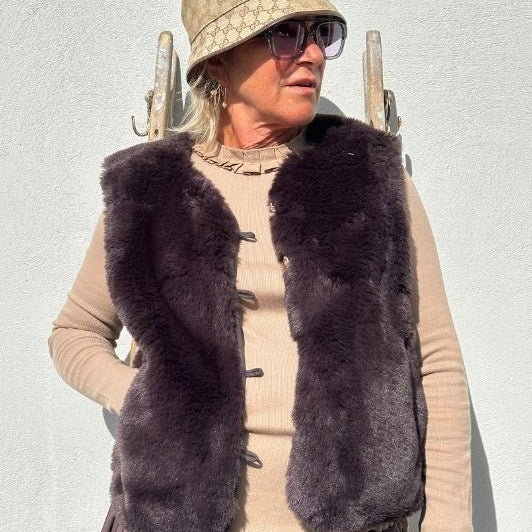 Gaspar Duffy exclusive vest I Cool teddy vest i chokoladebrun