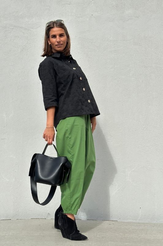 Gaspar Vigo broderie anglaise skjorte i sort I Dresslab