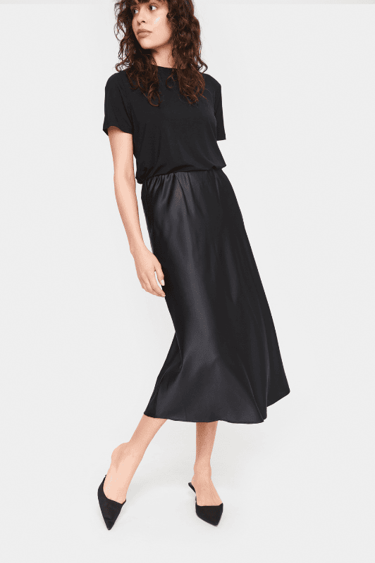 Saint Tropez Disa skirt | Smuk satin midi nederdel | Sort